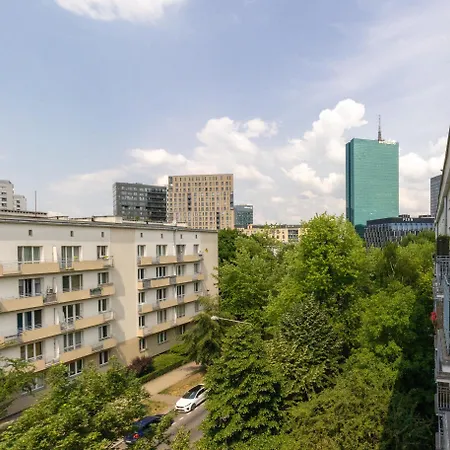 Renovated 3 Apt. Near Polin/oldtown * 바르샤바